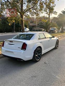كرايسلر 300